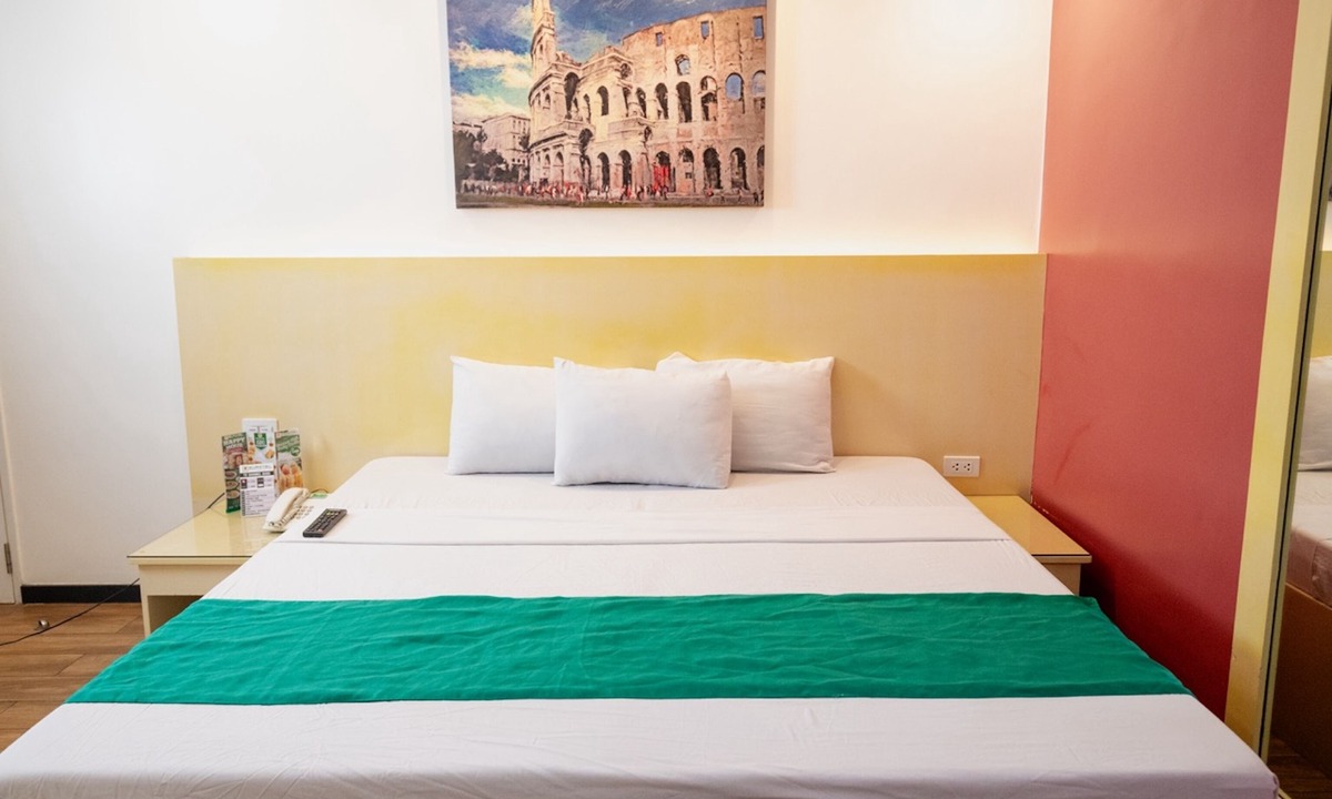 Project 7 Hotel | Eurotel North Edsa