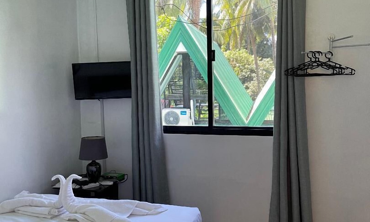Catarman House | Seaside Travelers Inn by Camiguin Island Home