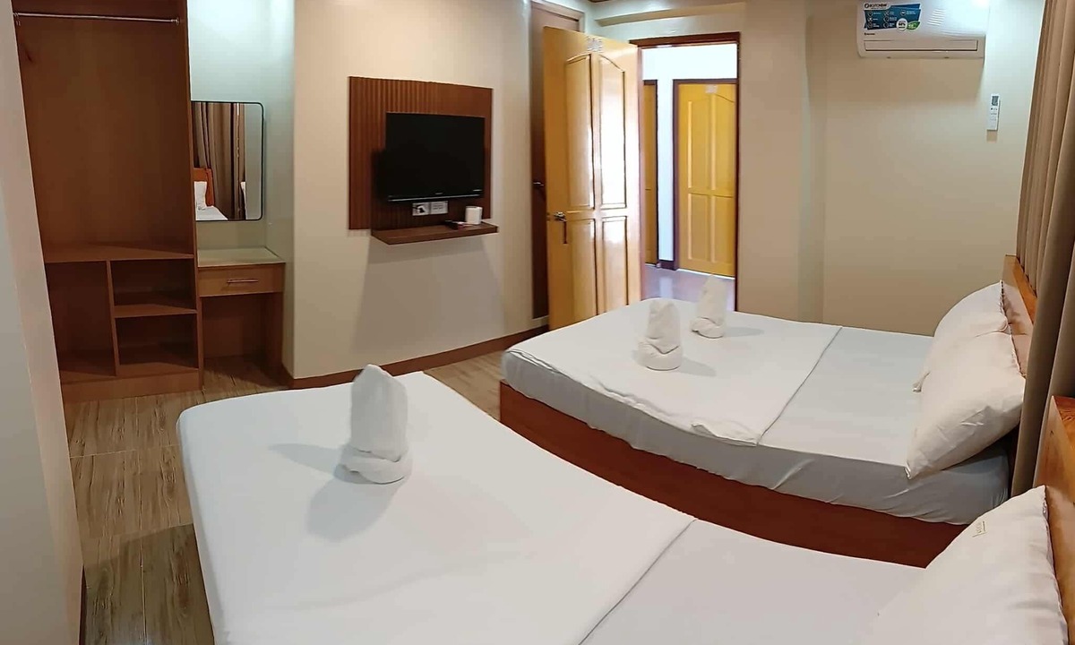 Cogon Hotel | Constrell Pension House