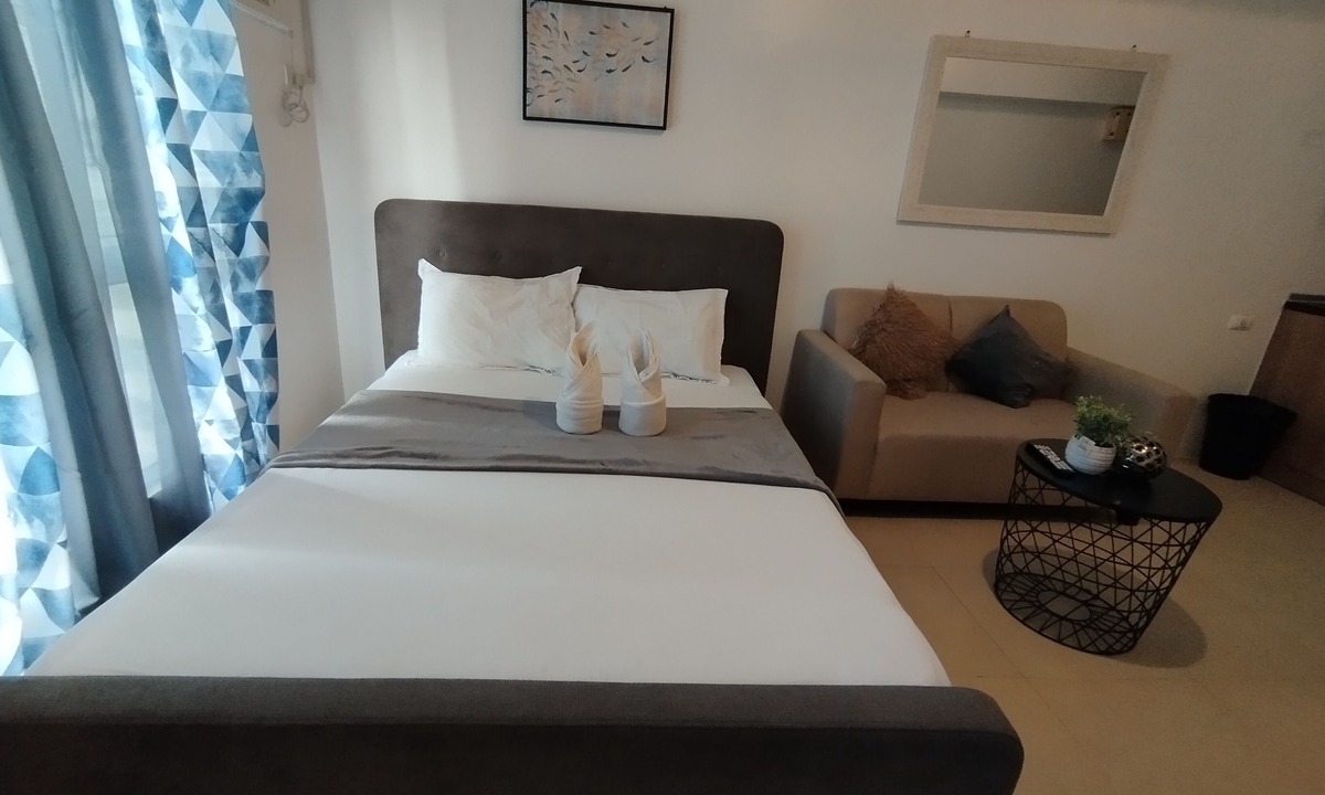 Lahug Condo | Cebu Avida Riala T1 1517 IT Park