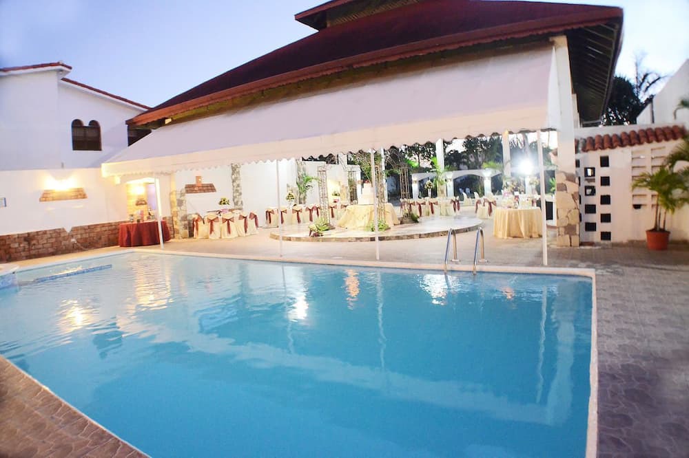La Isabelita Hotel | Hotel Tropicana