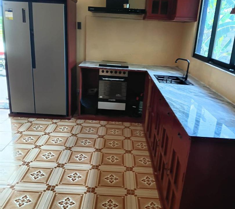 Moalboal House | Dorz Inn