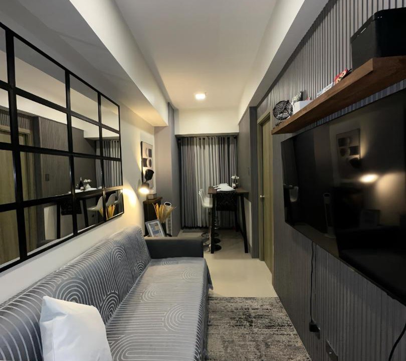 Highway Hills Apartment | GreyKey Stays at the 34th