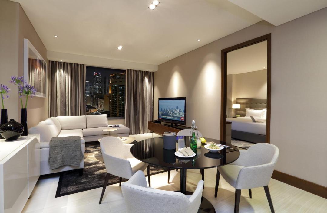 San Lorenzo Apartment | Makati Diamond Residences