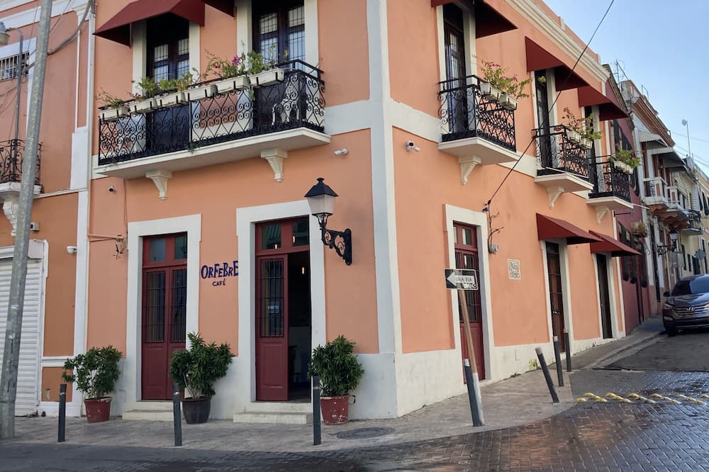 Photo of Outdoor in San Anton
