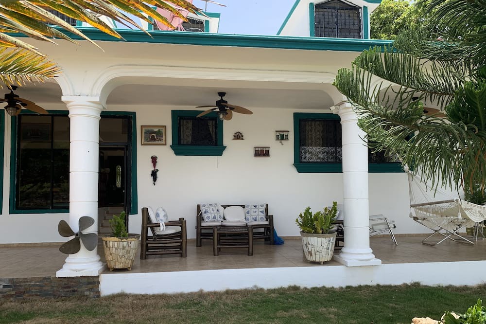 Photo of Outdoor in Villa Hermosa