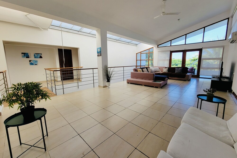 Photo of Livingroom in Villas Del Mar