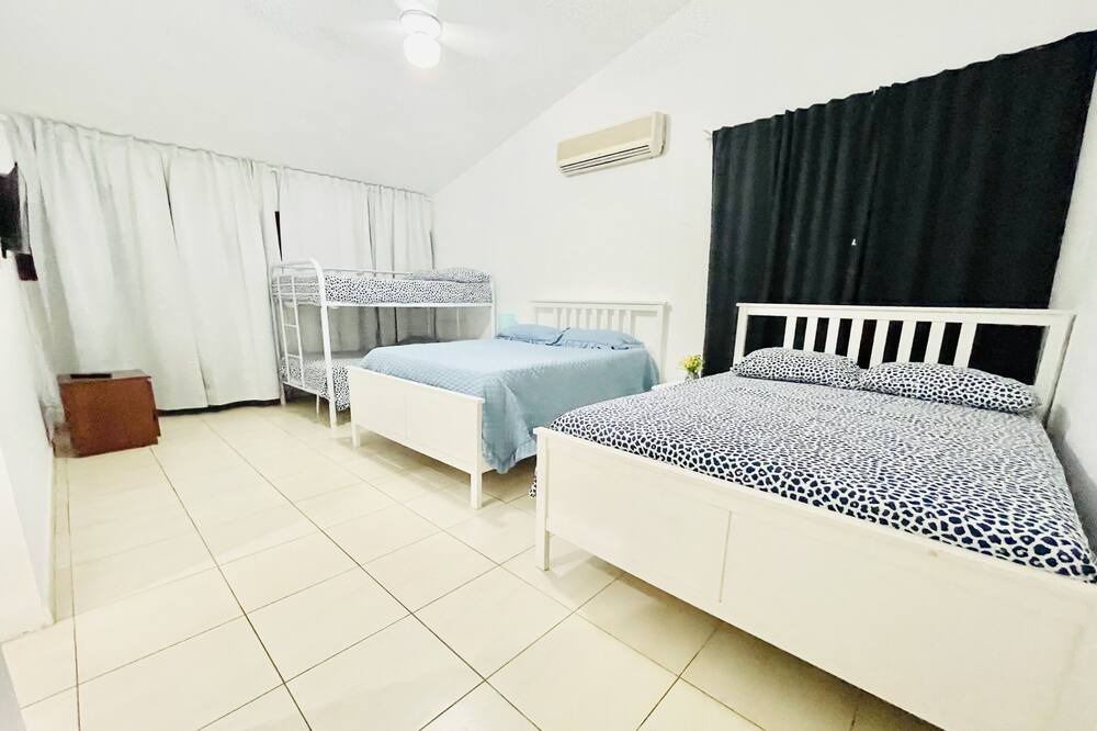 Photo of Bedroom in Villas Del Mar