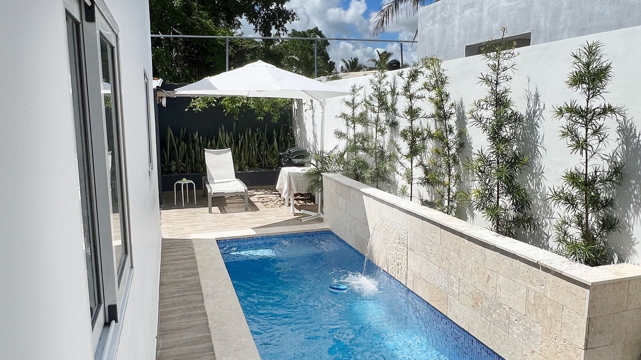 Photo of Outdoor in Veron