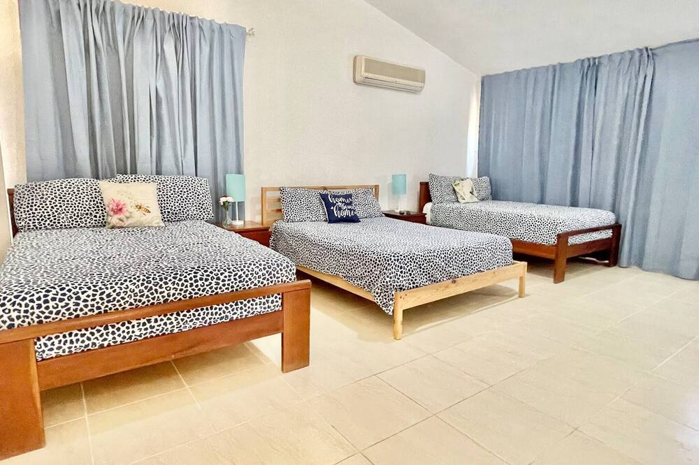 Photo of Bedroom in Villas Del Mar
