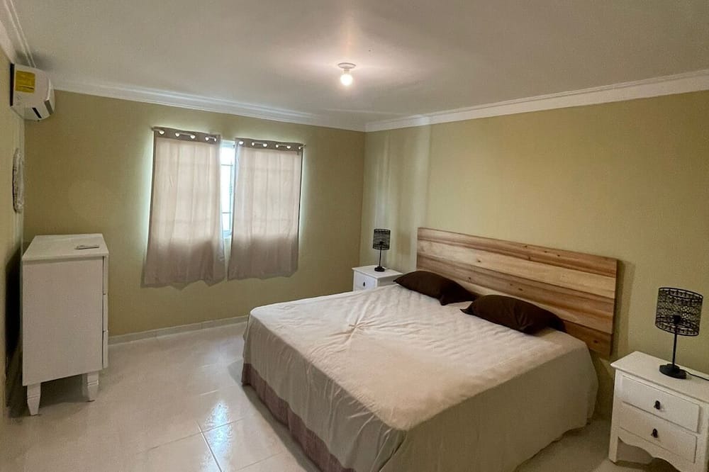 Photo of Bedroom in Alma Rosa