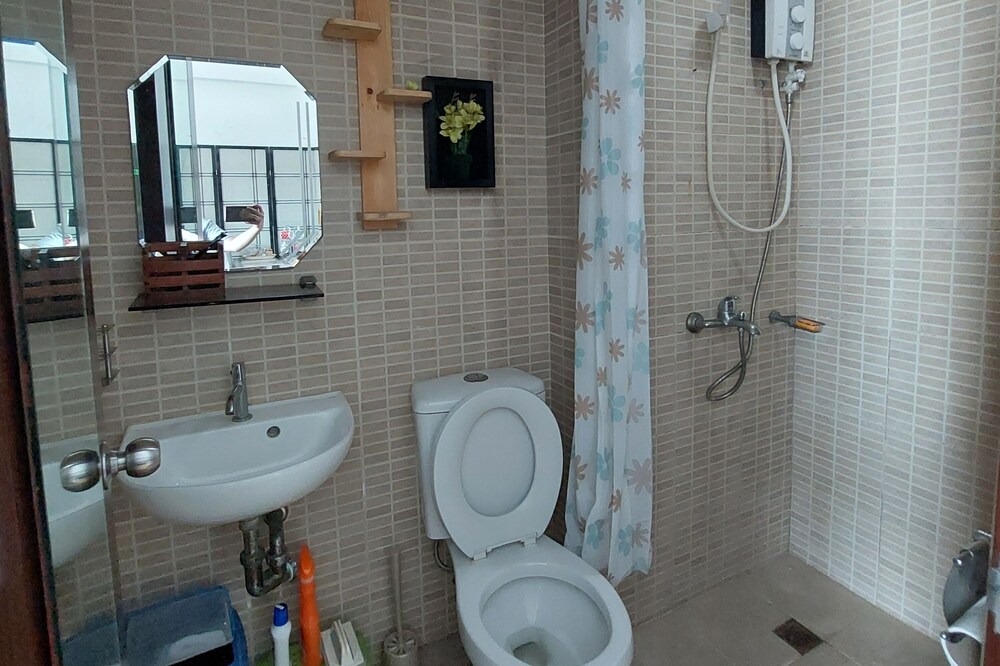 Photo of Bathroom in Alabang