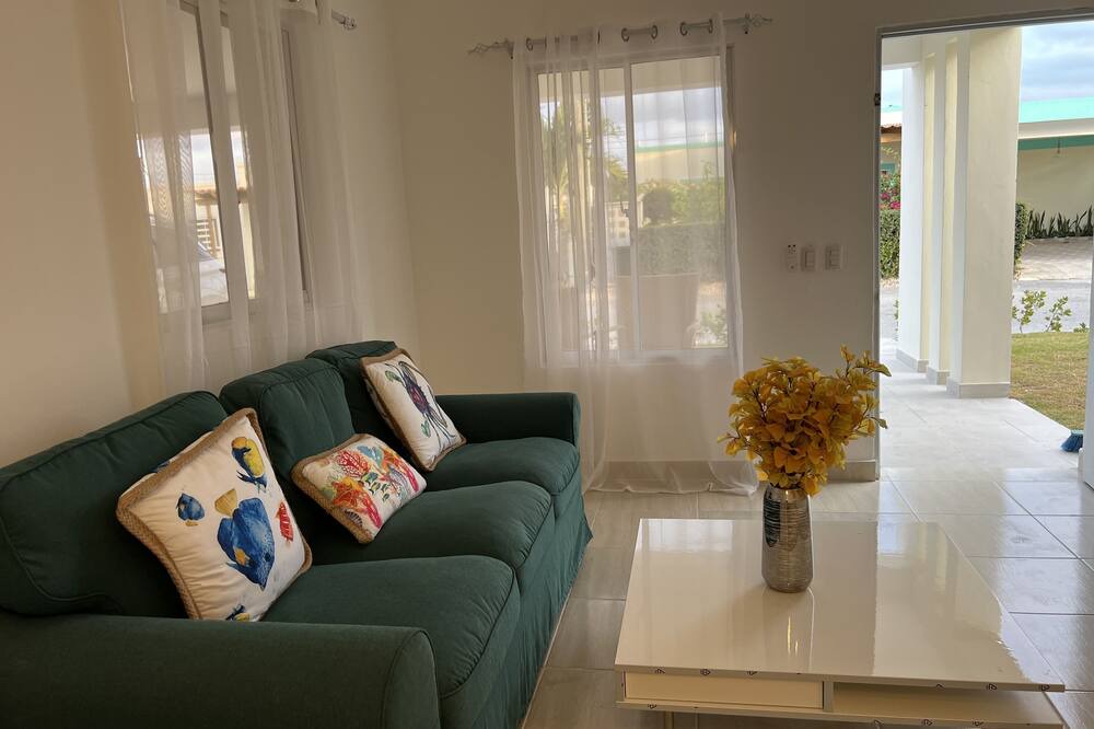 Photo of Livingroom in Veron