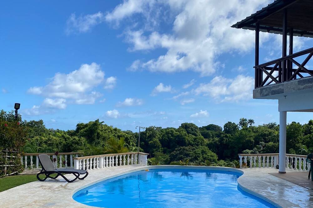 Photo of Outdoor in Cabrera