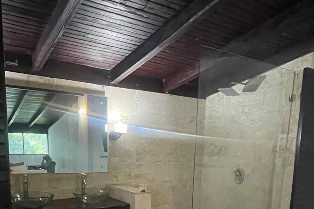 Photo of Bathroom in Villas Ana Maria