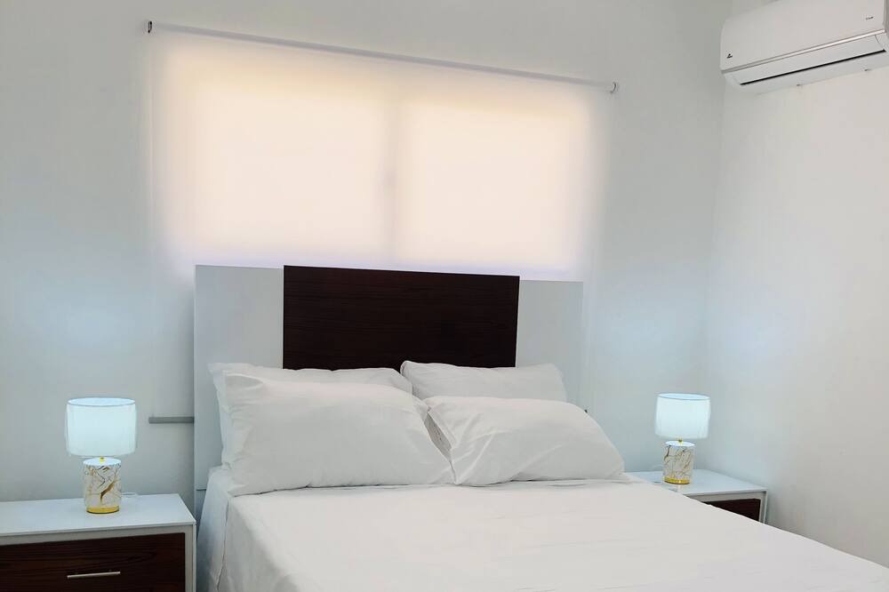 Photo of Bedroom in Veron
