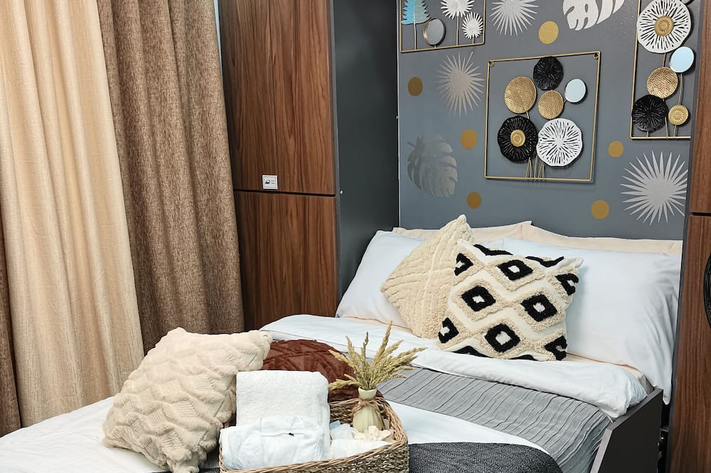 Photo of Bedroom in Legazpi Village