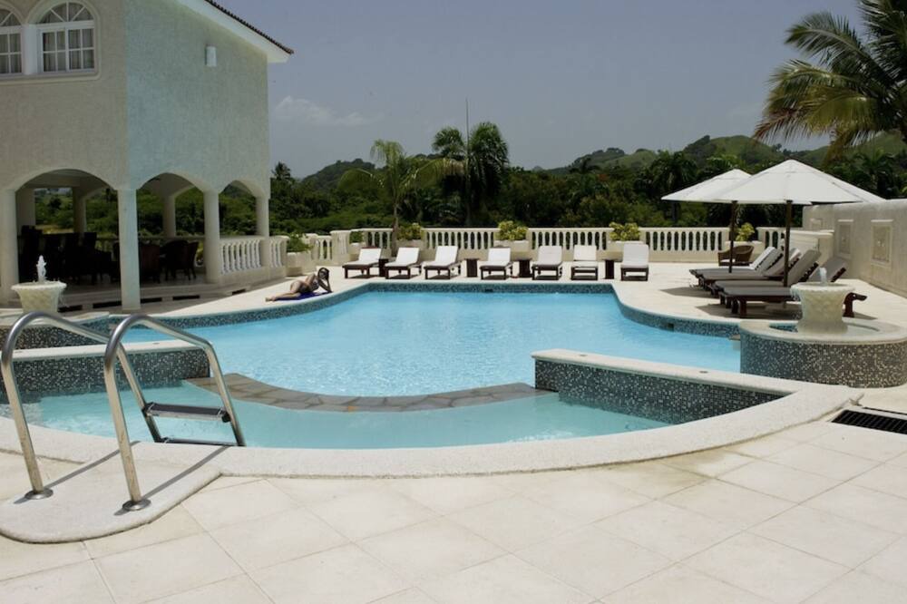 Photo of Outdoor in Los Brazos