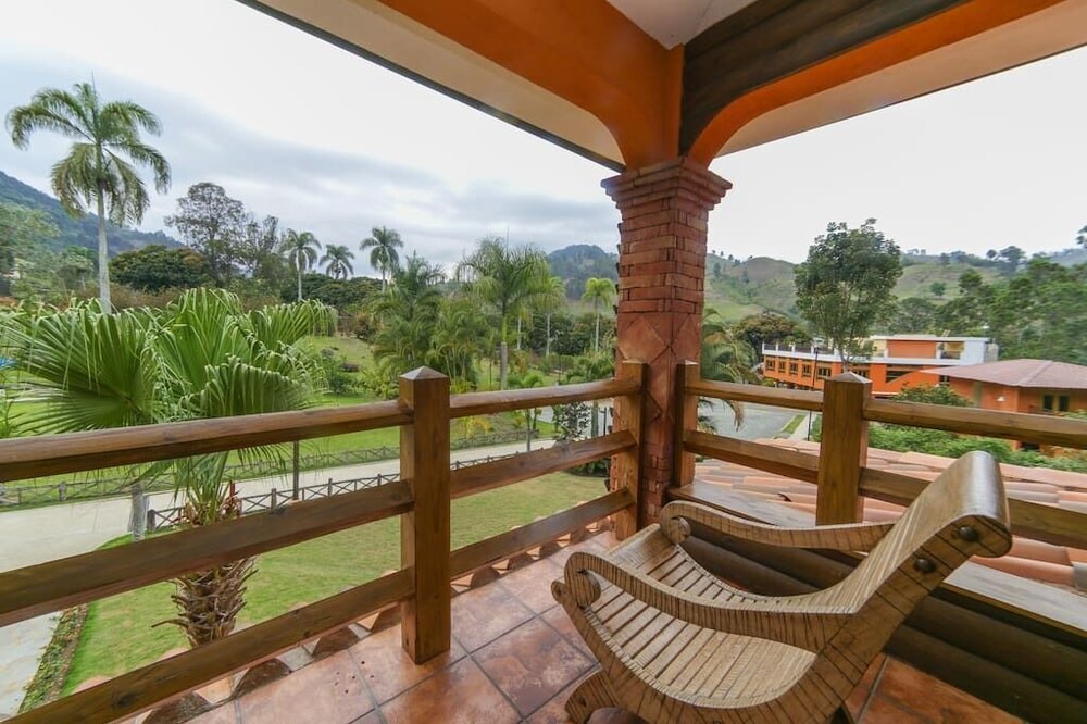 Photo of Patio Balcony in Jarabacoa