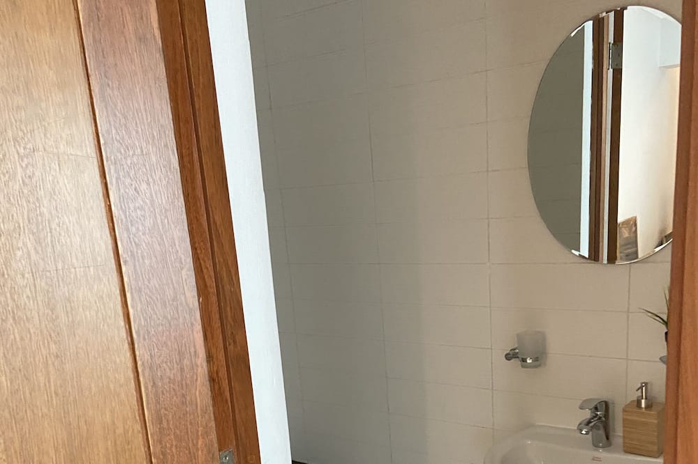 Photo of Bathroom in Viejo Arroyo Hondo