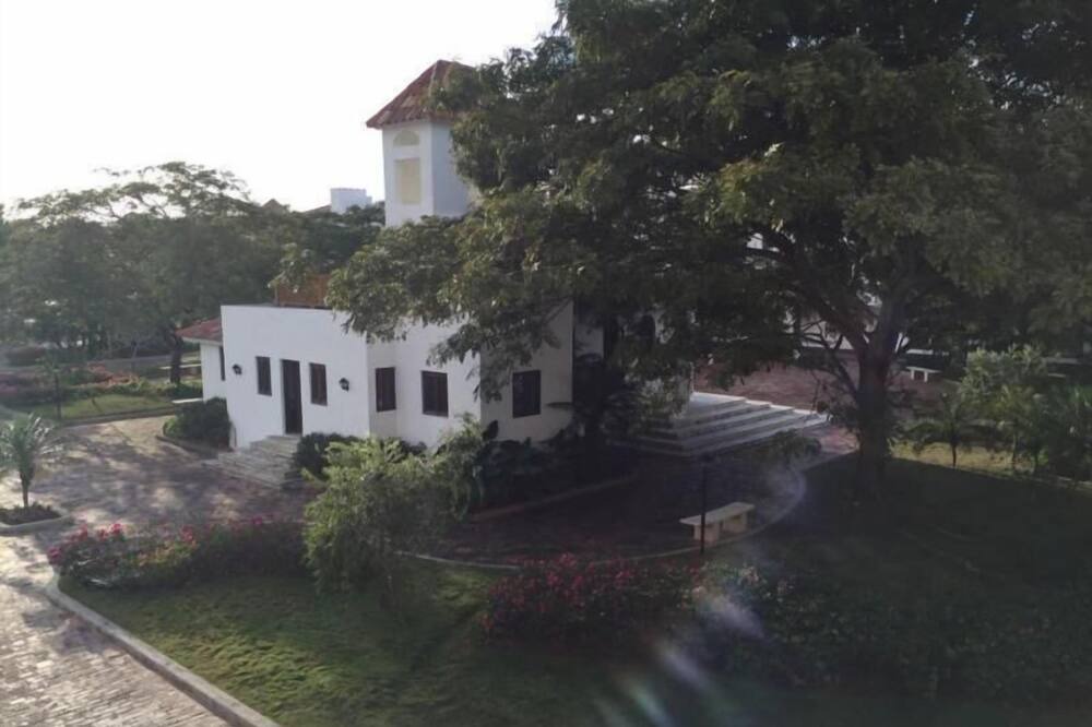 Photo of Outdoor in Dominicus