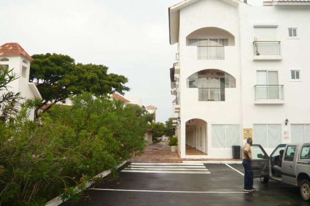 Photo of Outdoor in Dominicus