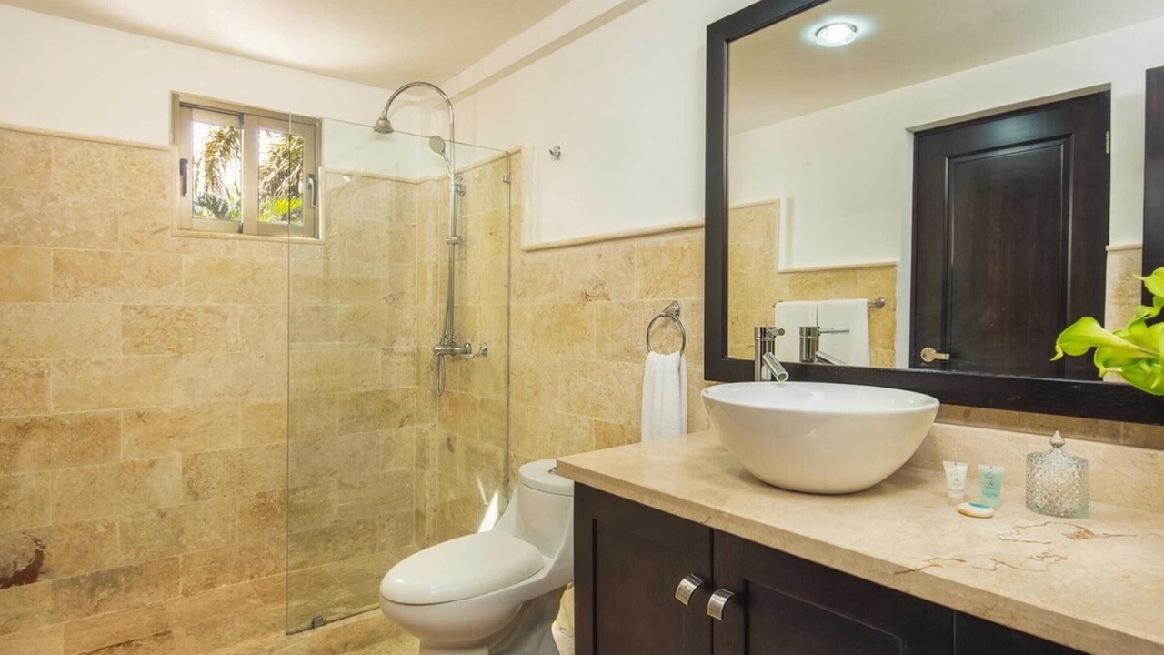 Photo of Bathroom in Los Cerros