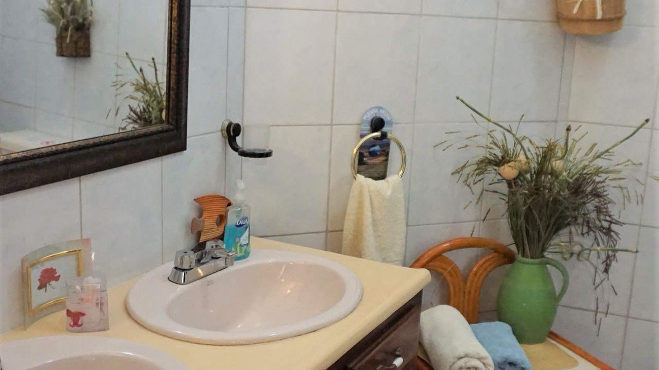 Photo of Bathroom in Los Cerros