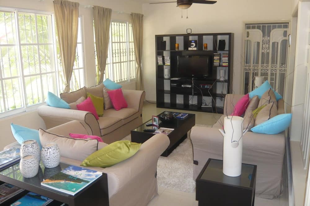 Photo of Livingroom in Bocacanasta