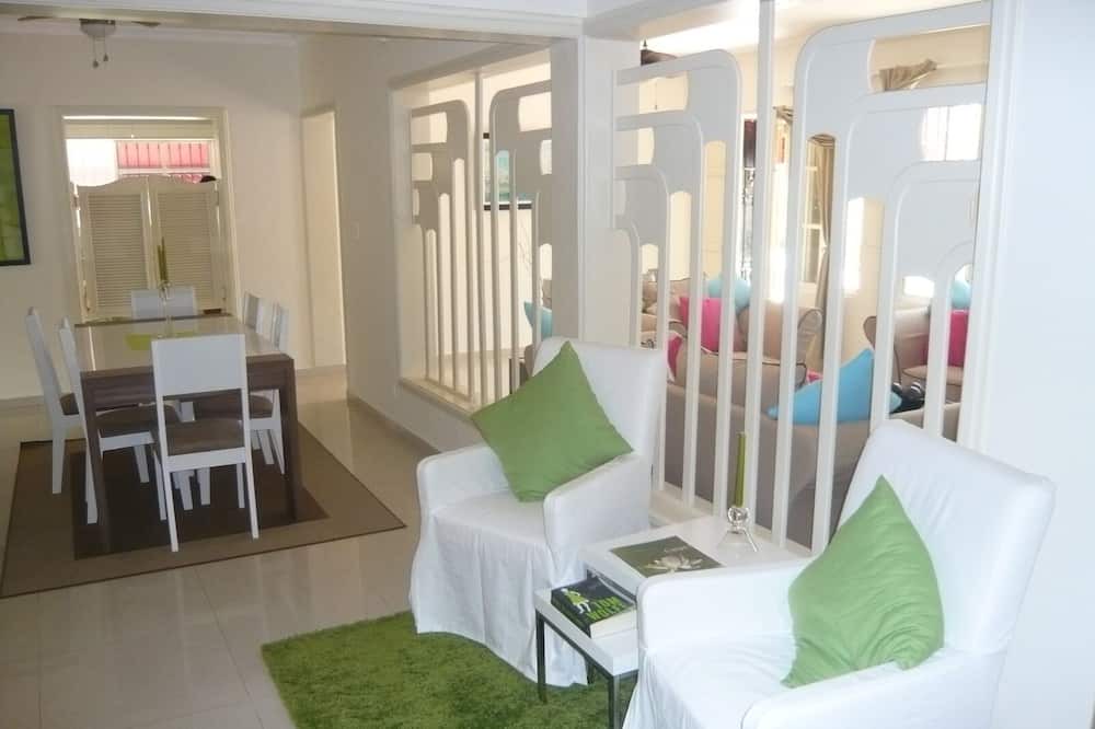 Photo of Livingroom in Bocacanasta