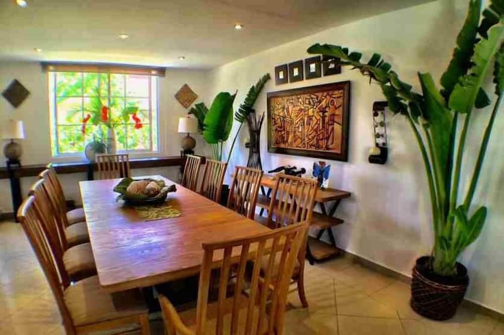Photo of Kitchen in Veron