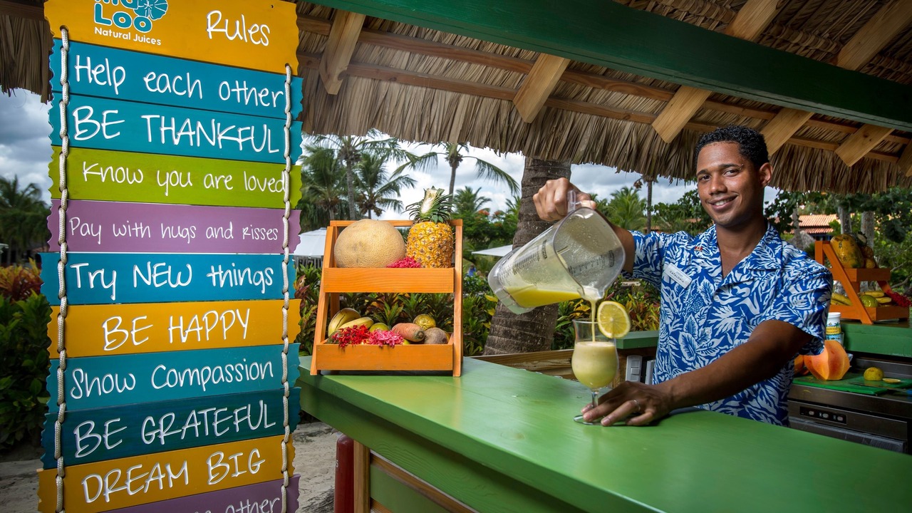 Photo of Others in Dominicus