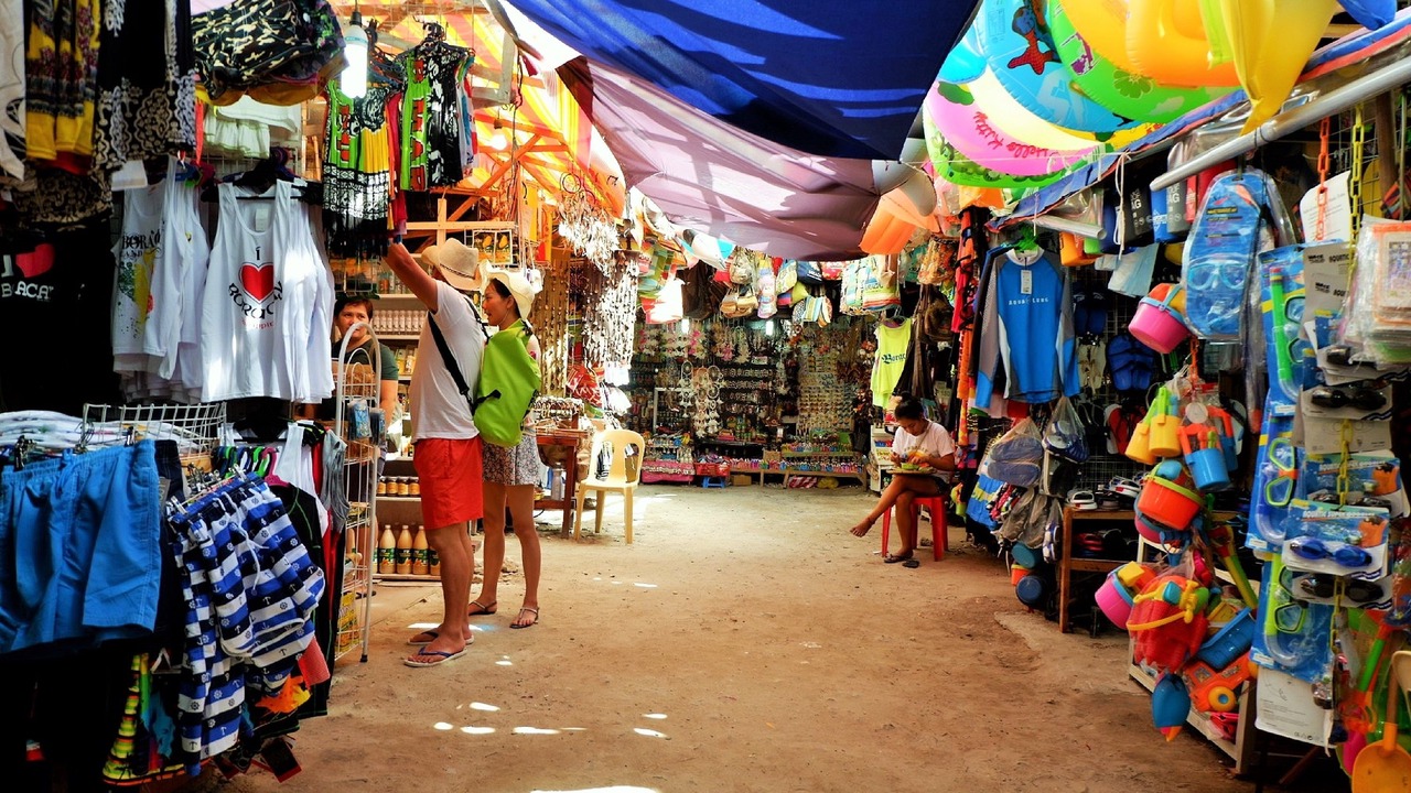 Photo of Others in Manoc-Manoc