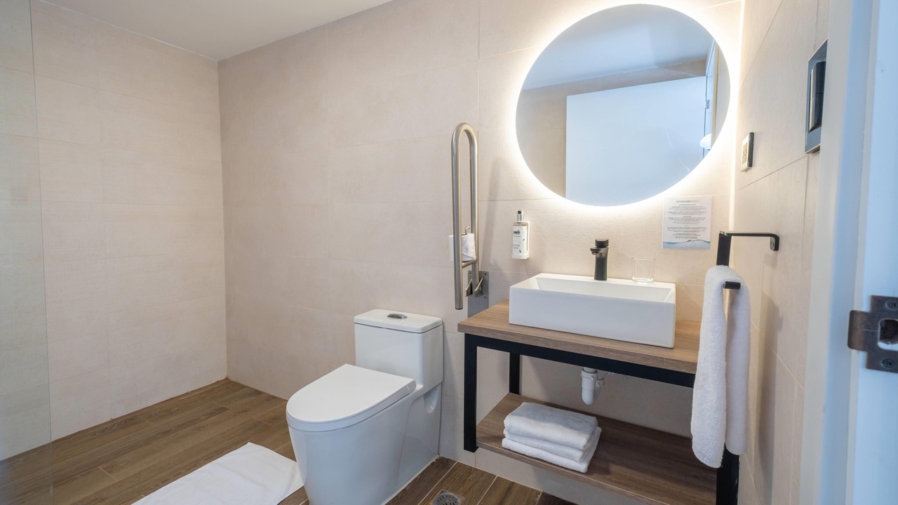 Photo of Bathroom in Villas Del Mar