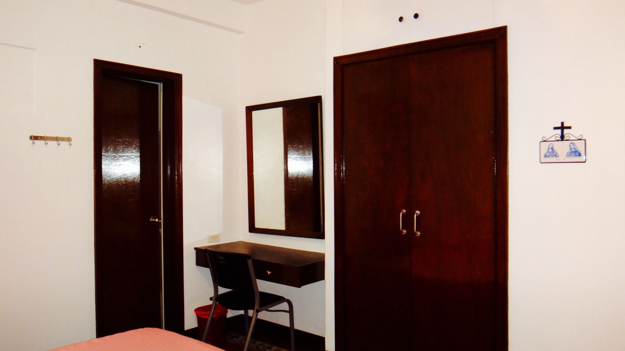 Photo of Bedroom in Ermita Night District