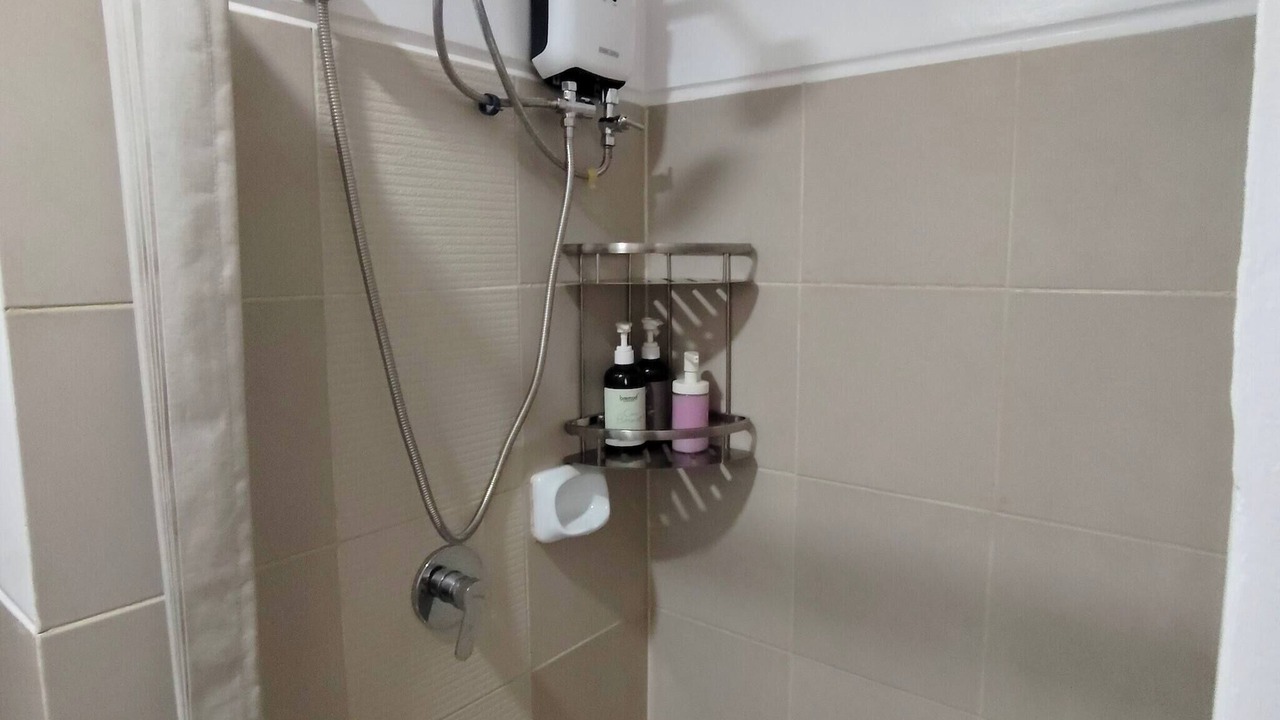 Photo of Bathroom in Las Pinas