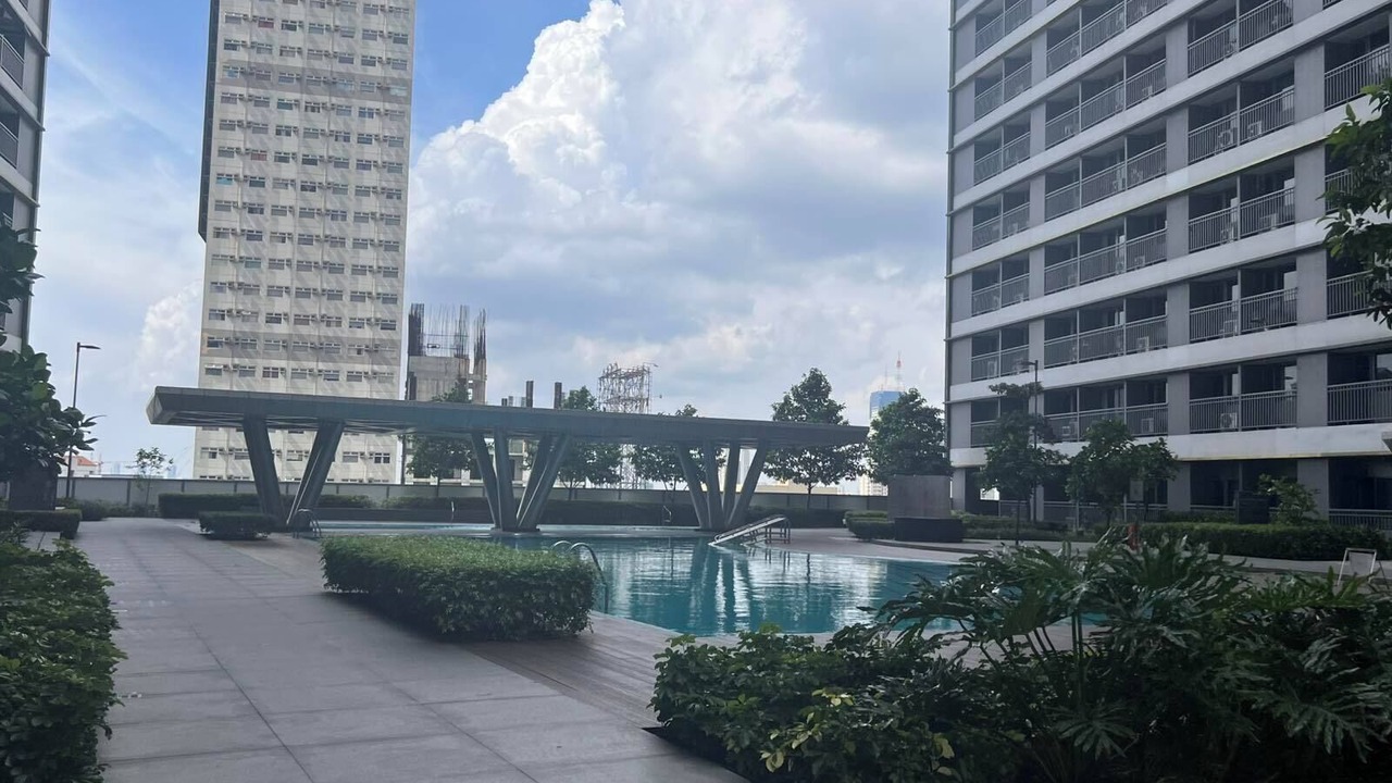 Photo of Outdoor in Highway Hills