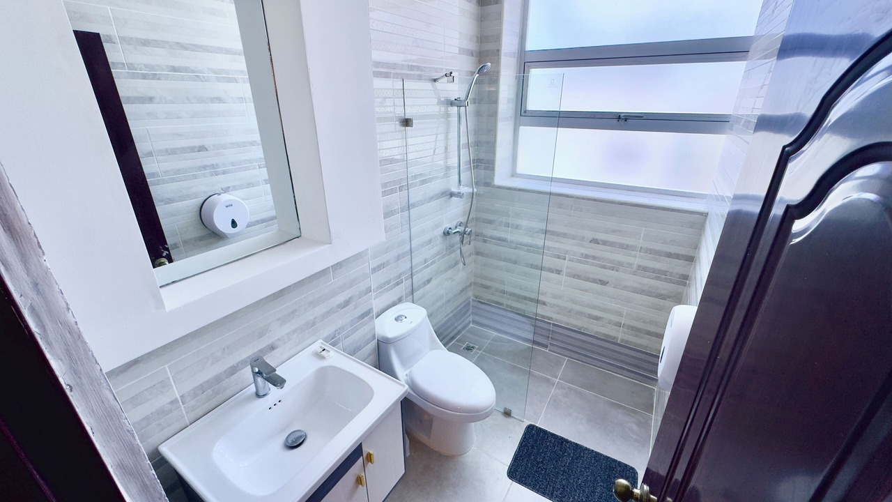 Photo of Bathroom in Veron