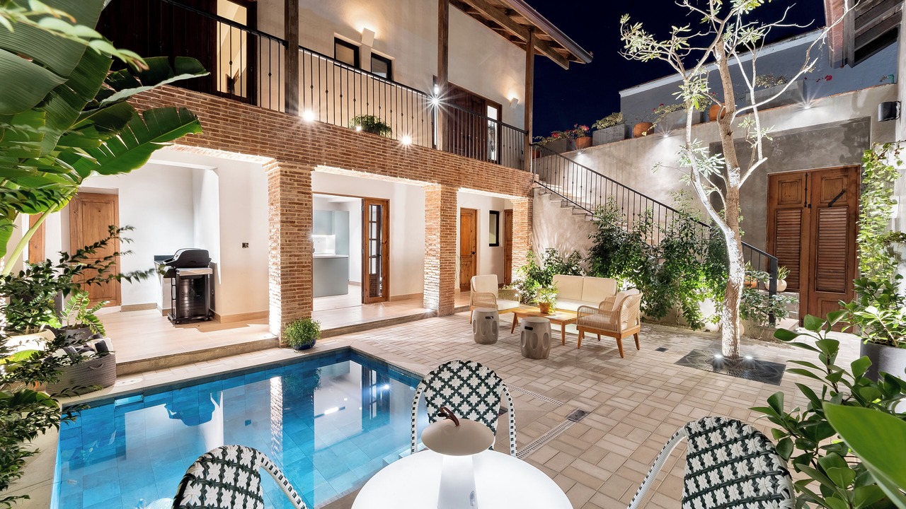 Photo of Outdoor in San Carlos