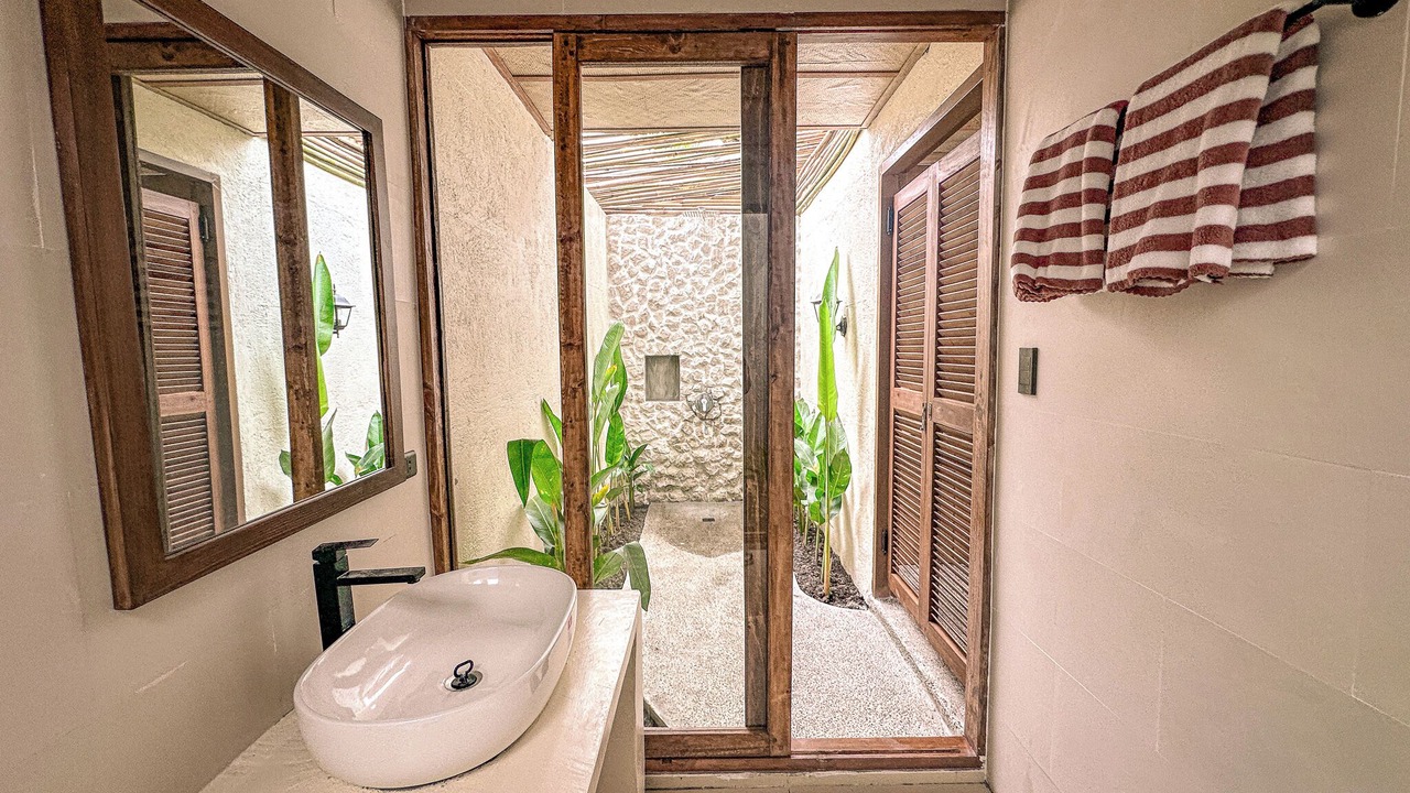 Photo of Bathroom in Angeles City