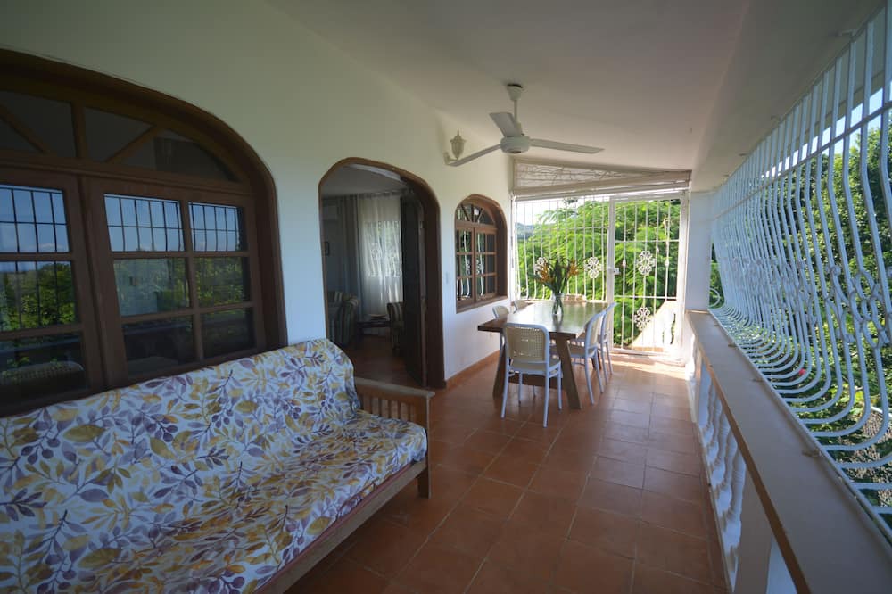 Photo of Patio Balcony in La Ceiba