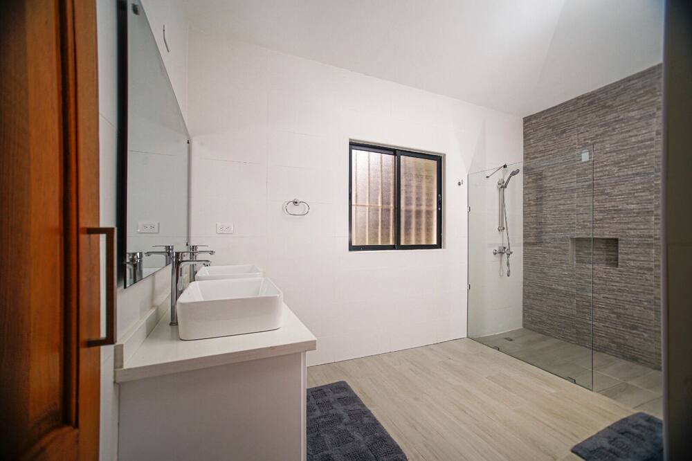 Photo of Bathroom in Villas Ana Maria