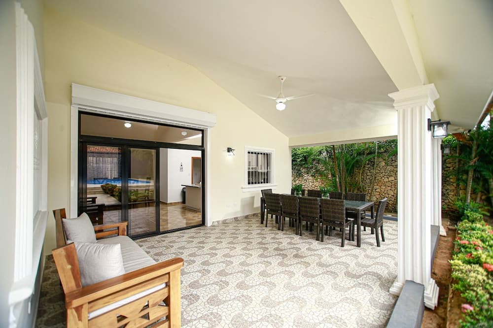 Photo of Patio Balcony in Villas Ana Maria