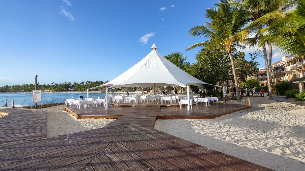 Photo of Others in Dominicus