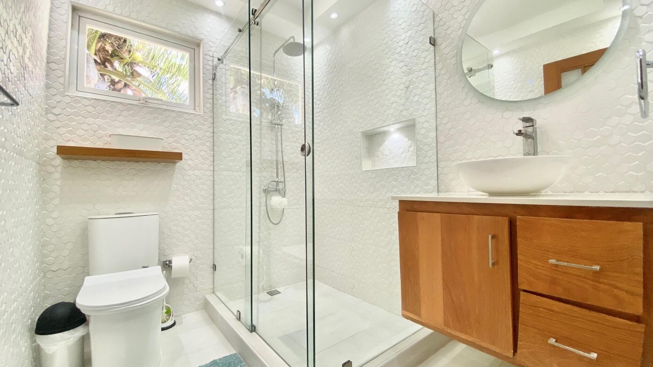 Photo of Bathroom in Villas Del Mar