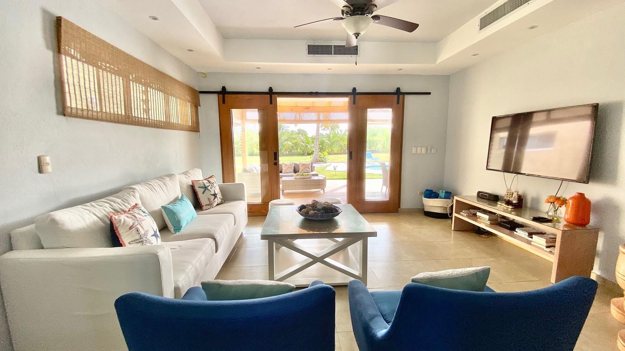 Photo of Livingroom in Villas Del Mar