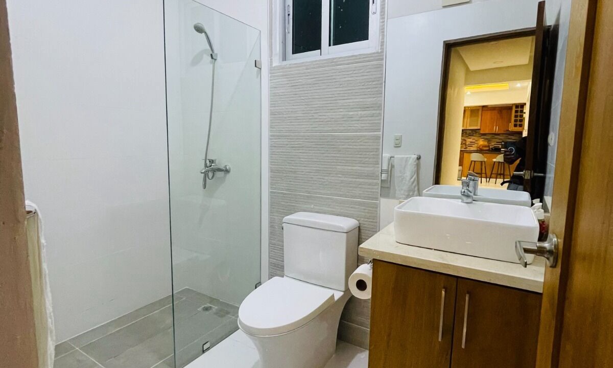 Photo of Bathroom in Llanos de Gurabo I