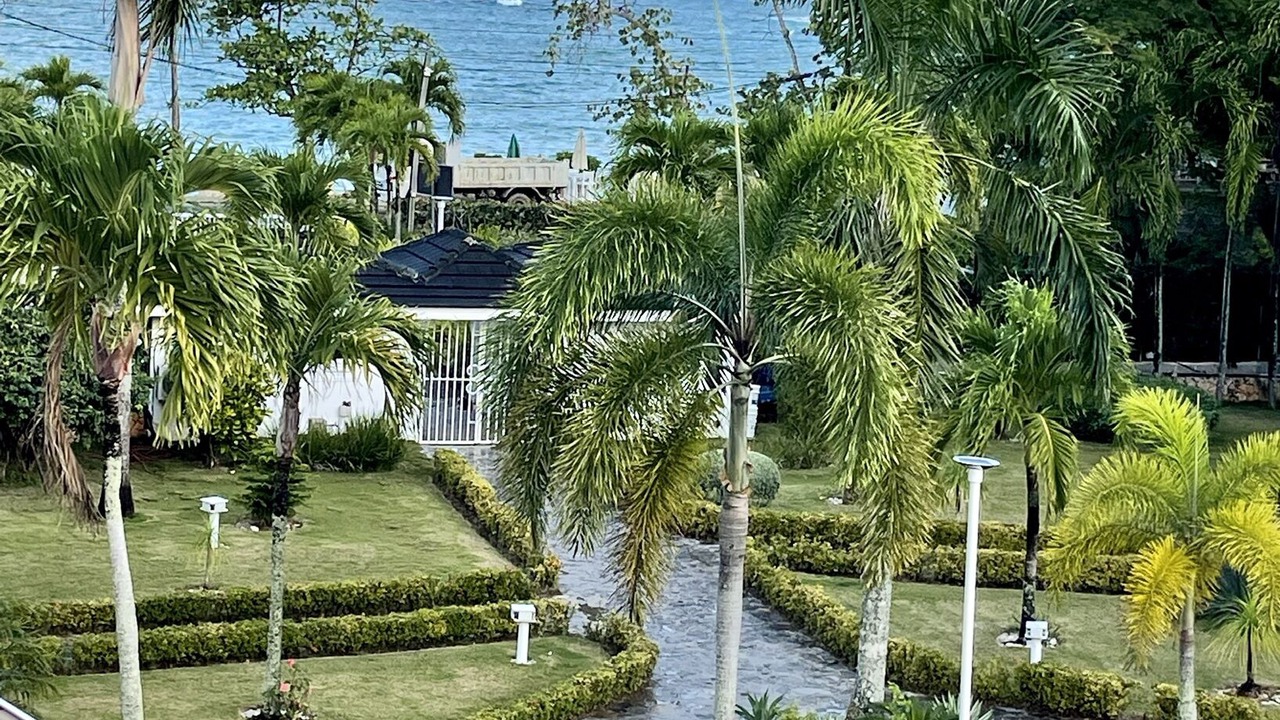 Photo of Patio Balcony in La Iglesia