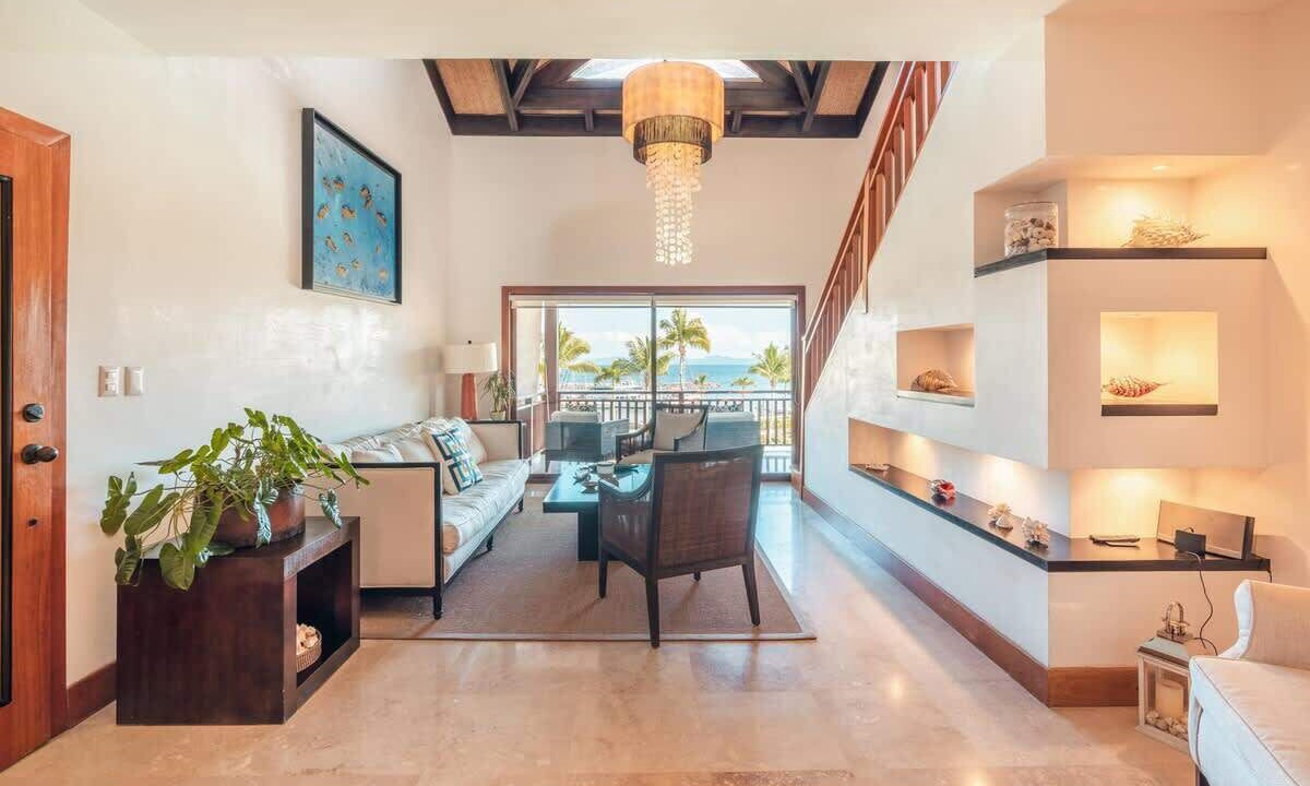 Photo of Livingroom in Puerto Bahia