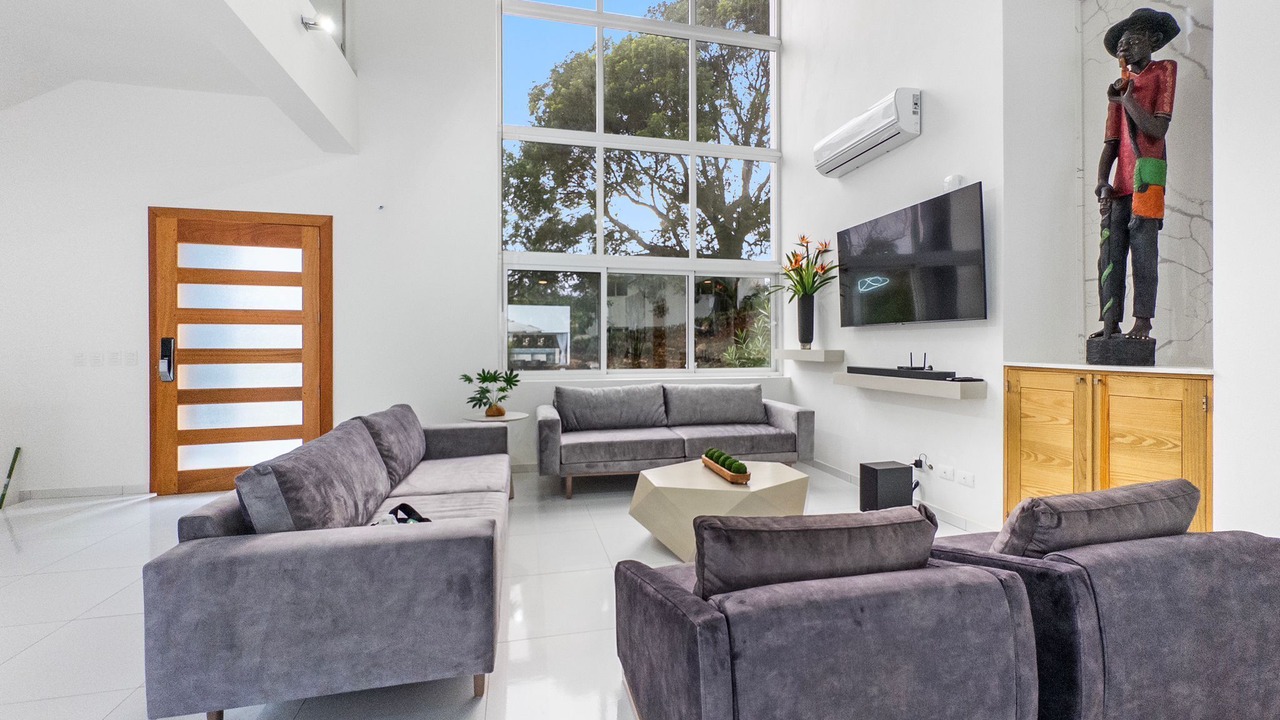 Photo of Livingroom in Urbanizacion Tavarez